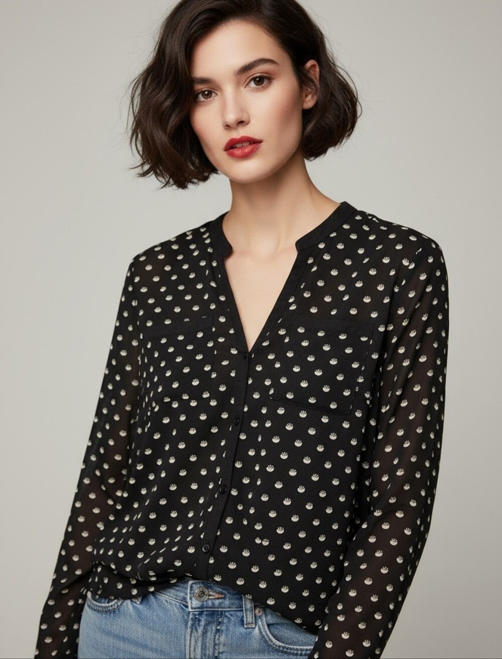 Mystify Black Sleek Printed Long-Sleeve Button Front Blouse